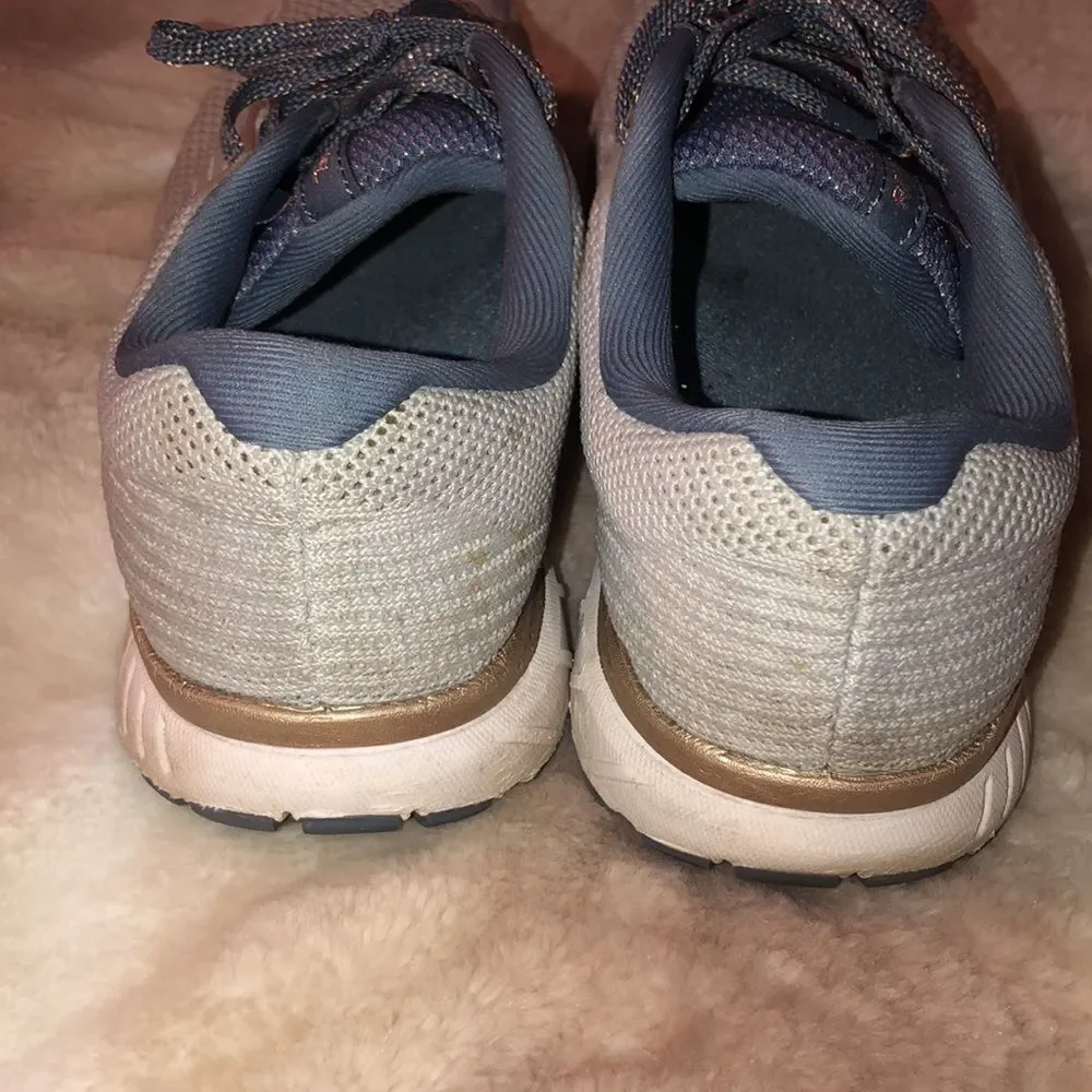 Brooks 8.5 Revel 3 Light Green Rose Gold Metallic Running Sneakers
